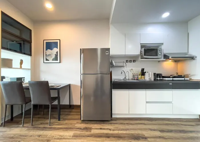 Downtown 65 Sqm - Ultra-wifi - Bts Ratchathewi * Bangkok