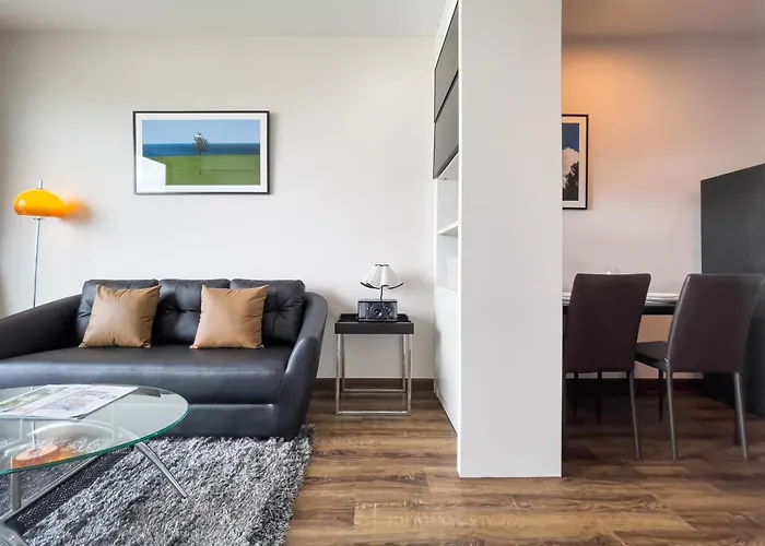 Downtown 65 Sqm - Ultra-wifi - Bts Ratchathewi *